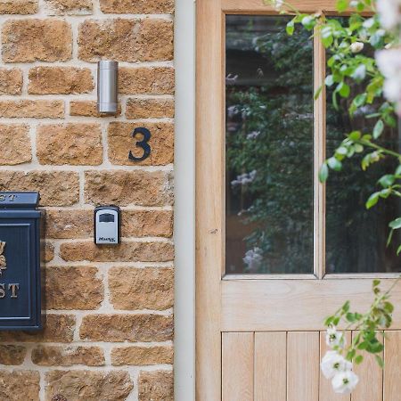 Climbing Rose Cottage - Dog Friendly - Peaceful Cotswold Cottage Adlestrop Exteriör bild
