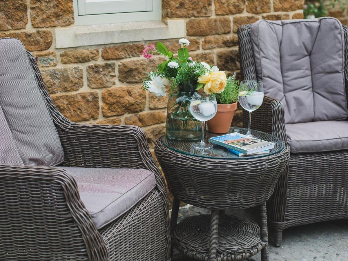 Climbing Rose Cottage - Dog Friendly - Peaceful Cotswold Cottage Adlestrop Exteriör bild