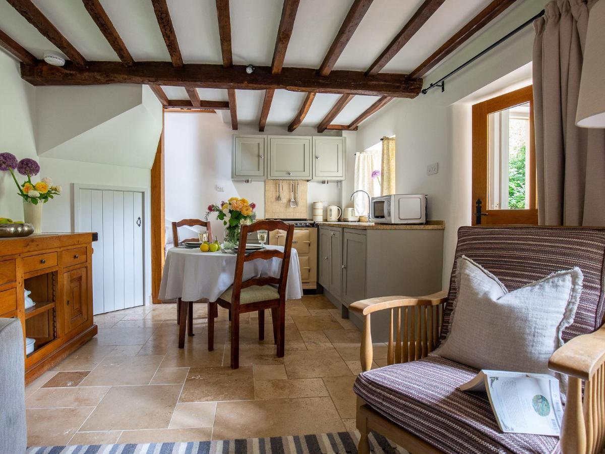 Climbing Rose Cottage - Dog Friendly - Peaceful Cotswold Cottage Adlestrop Exteriör bild