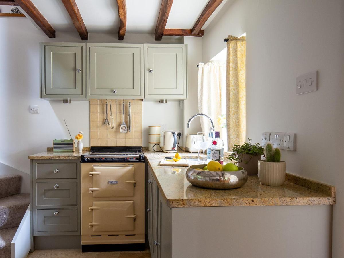 Climbing Rose Cottage - Dog Friendly - Peaceful Cotswold Cottage Adlestrop Exteriör bild