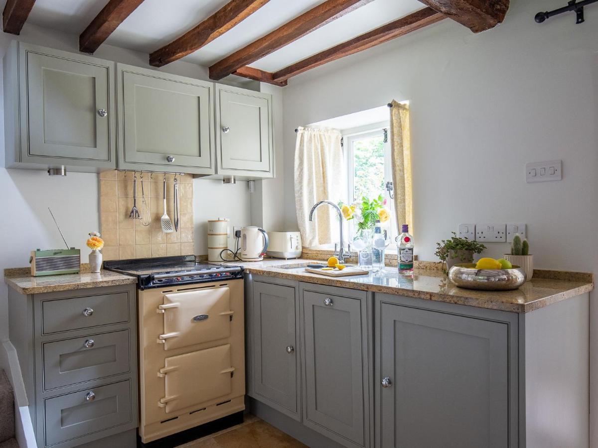 Climbing Rose Cottage - Dog Friendly - Peaceful Cotswold Cottage Adlestrop Exteriör bild