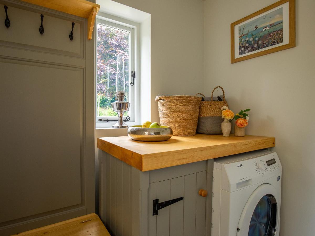 Climbing Rose Cottage - Dog Friendly - Peaceful Cotswold Cottage Adlestrop Exteriör bild