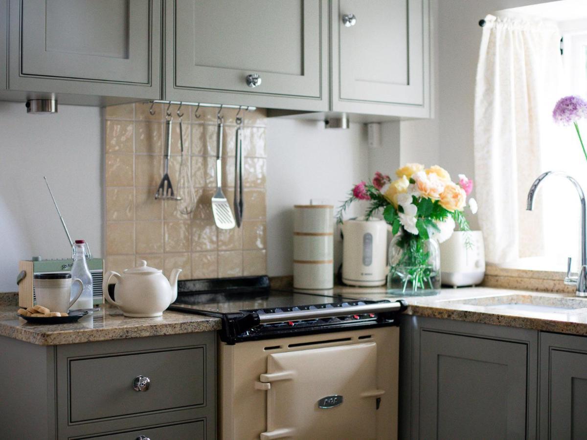Climbing Rose Cottage - Dog Friendly - Peaceful Cotswold Cottage Adlestrop Exteriör bild