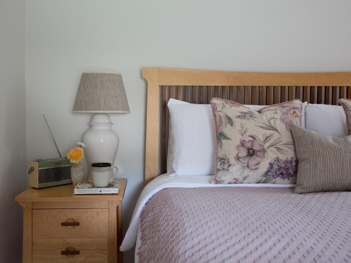 Climbing Rose Cottage - Dog Friendly - Peaceful Cotswold Cottage Adlestrop Exteriör bild