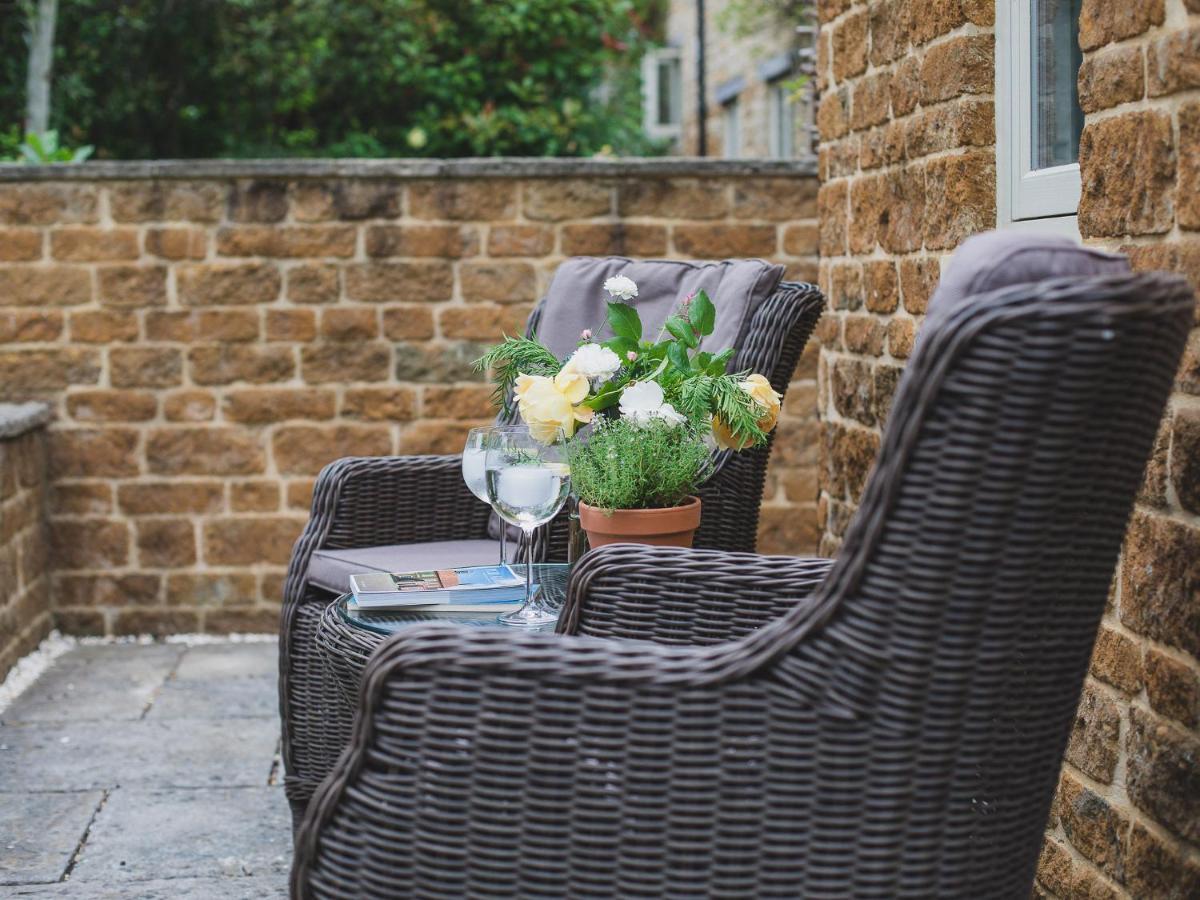 Climbing Rose Cottage - Dog Friendly - Peaceful Cotswold Cottage Adlestrop Exteriör bild